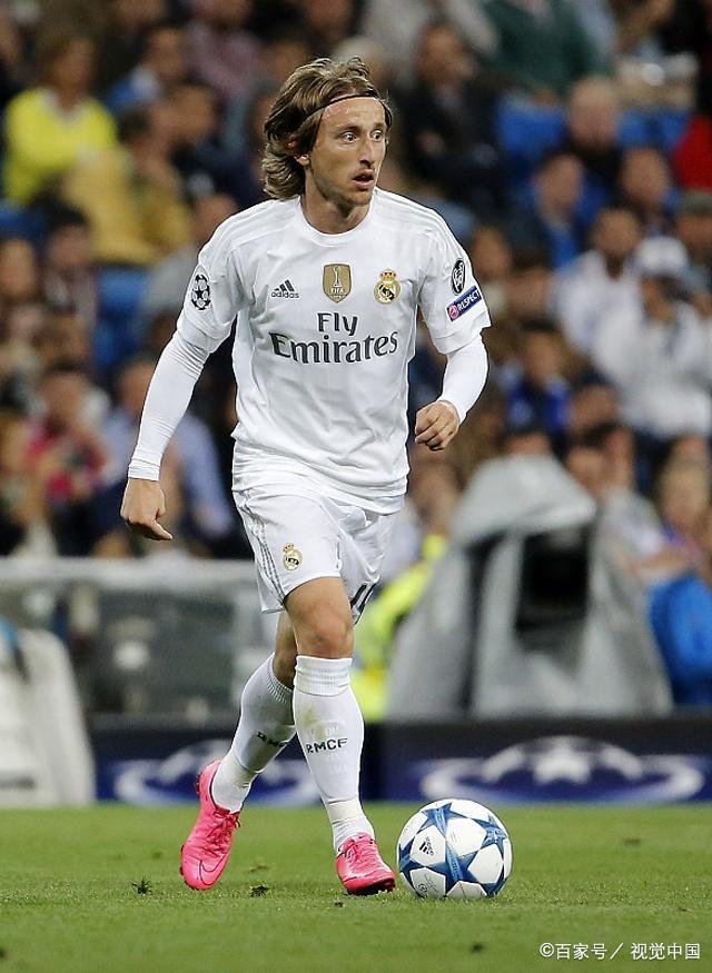 巴里·邦兹在 2001 年单季击出 73 支全垒打，刷新了大联盟单季本垒打的历史天花板